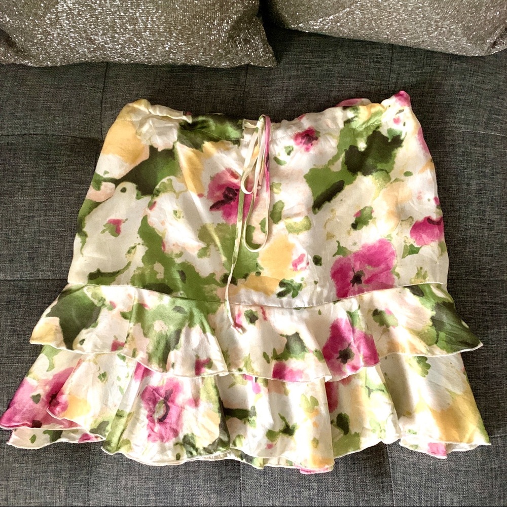 NEW Graham & Spencer silk floral mini skirt Small